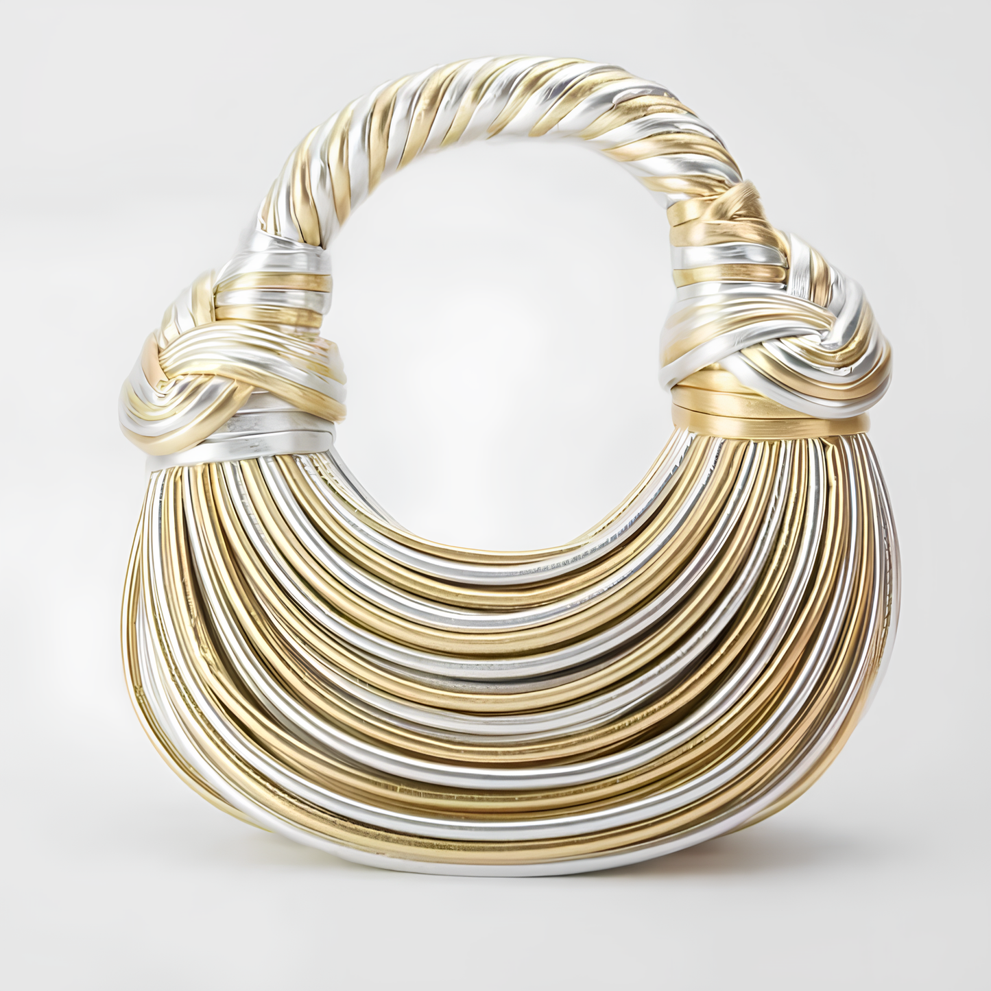 Le Sac à Main Sculptural – Élégance et Originalité