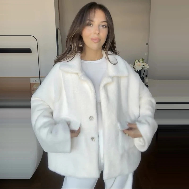 Manteau Sofia : Style et Douceur